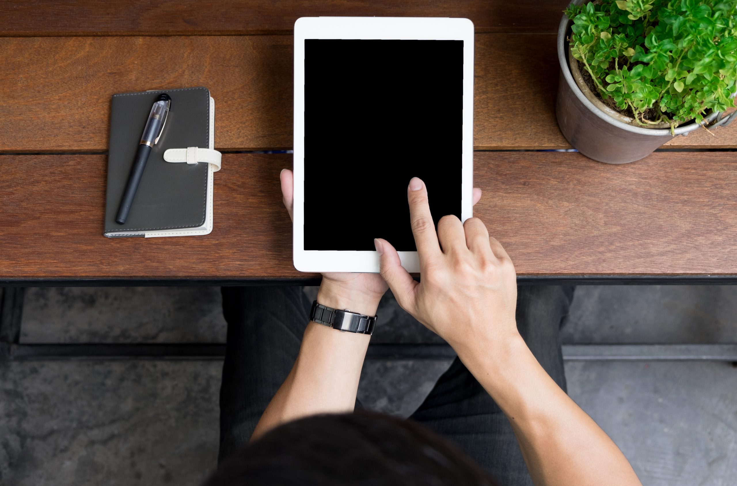 “use of ipad digital signage in enterprises