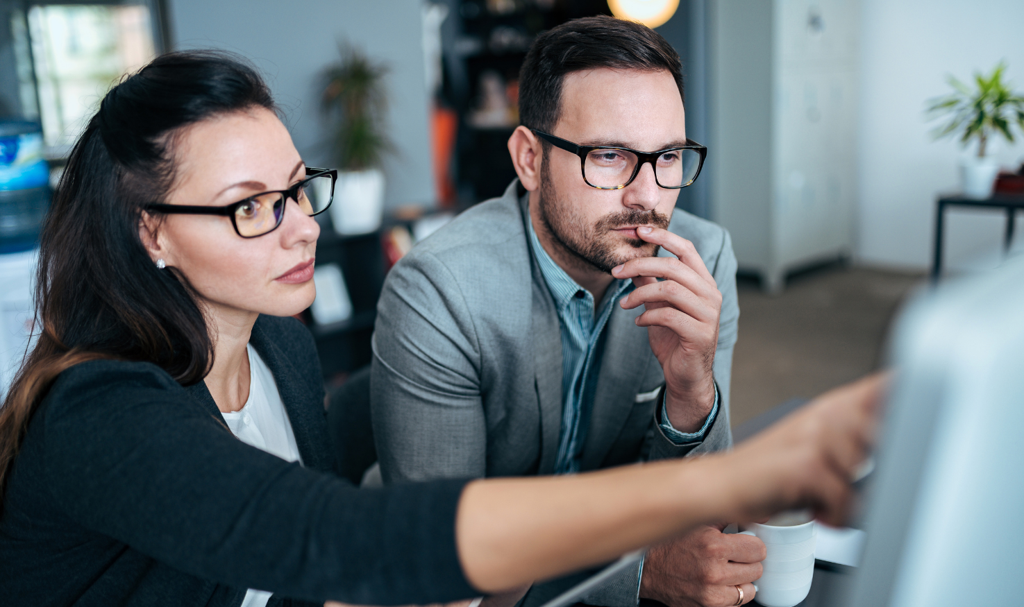 IT performing diagnostics using macOS live terminal