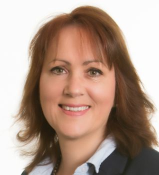 Dr.-Valerie-Lyons