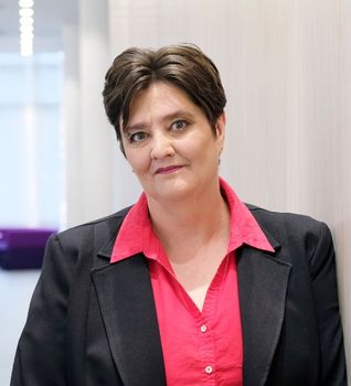 Sharon Knowles