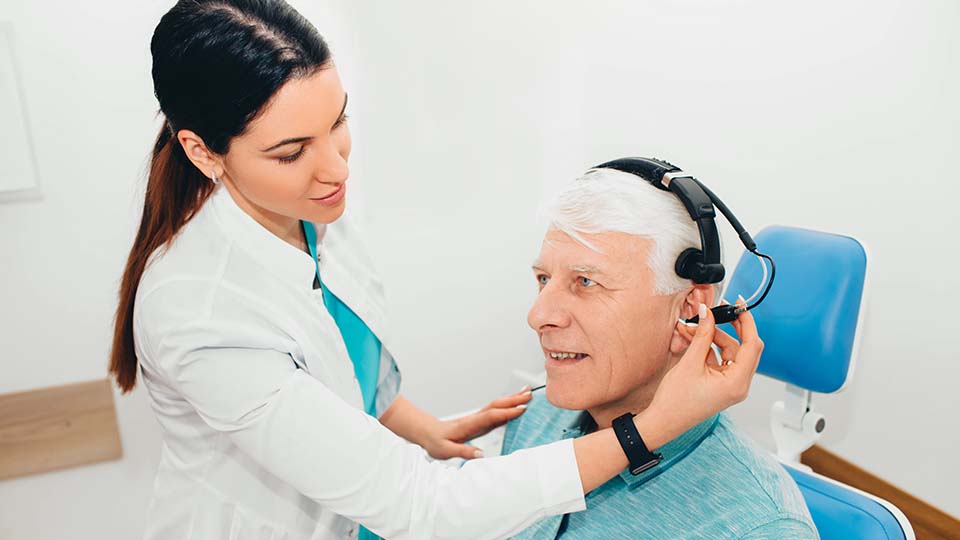 Providing top-notch auditory screening services with the help of Hexnode UEM