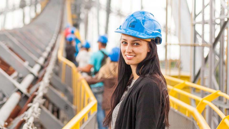 Building strong endpoints for improved performance in construction industry with Hexnode